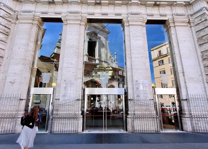 Rent In Rome Trevi Fountain Suite